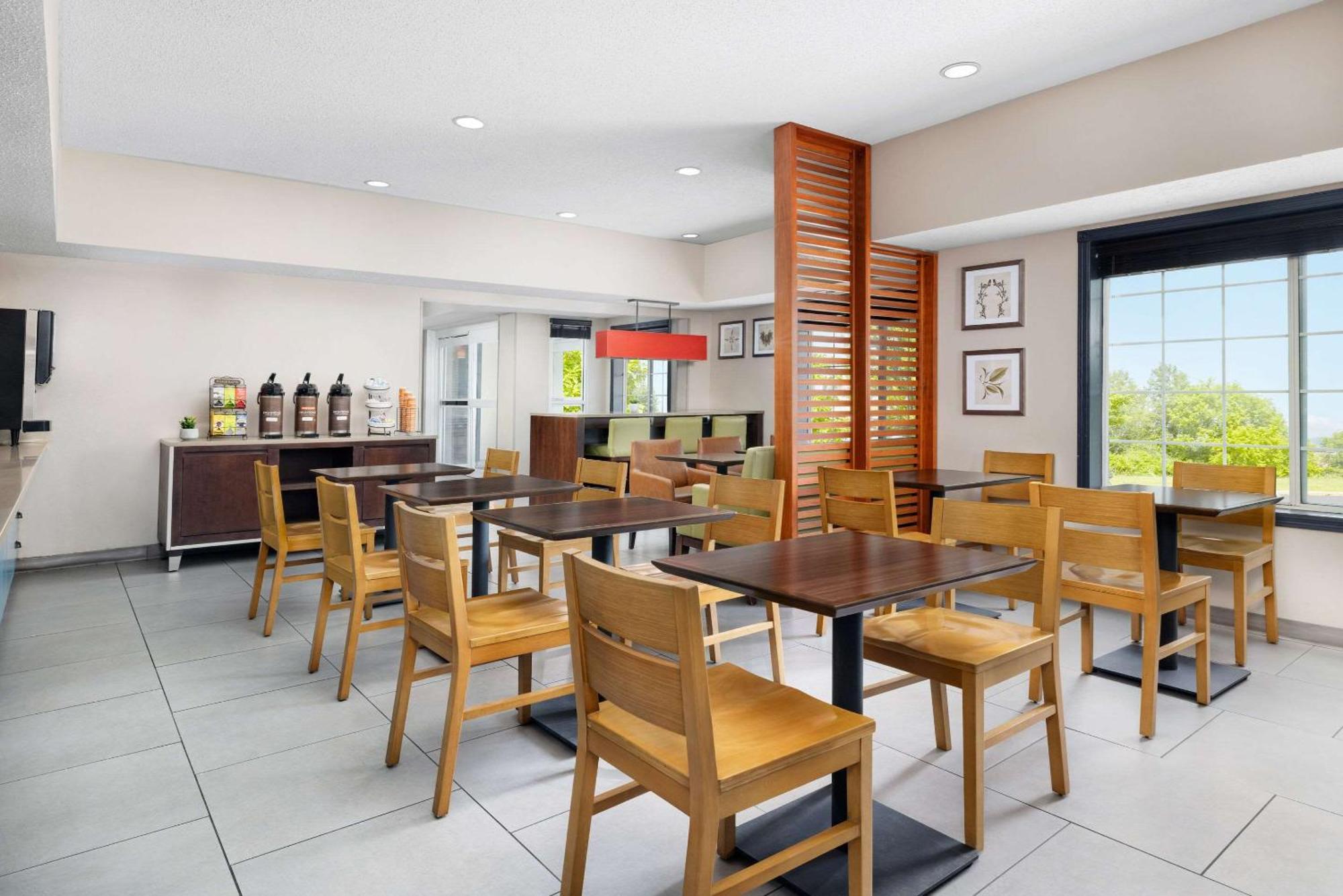 Country Inn & Suites By Radisson, Big Flats Horseheads Ngoại thất bức ảnh